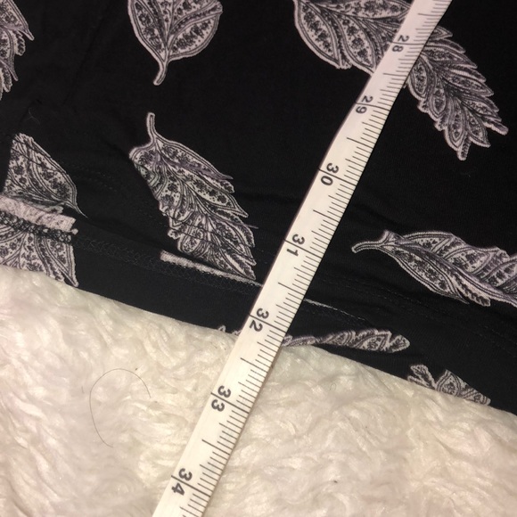 👀black and white feather dress - Picture 8 of 8